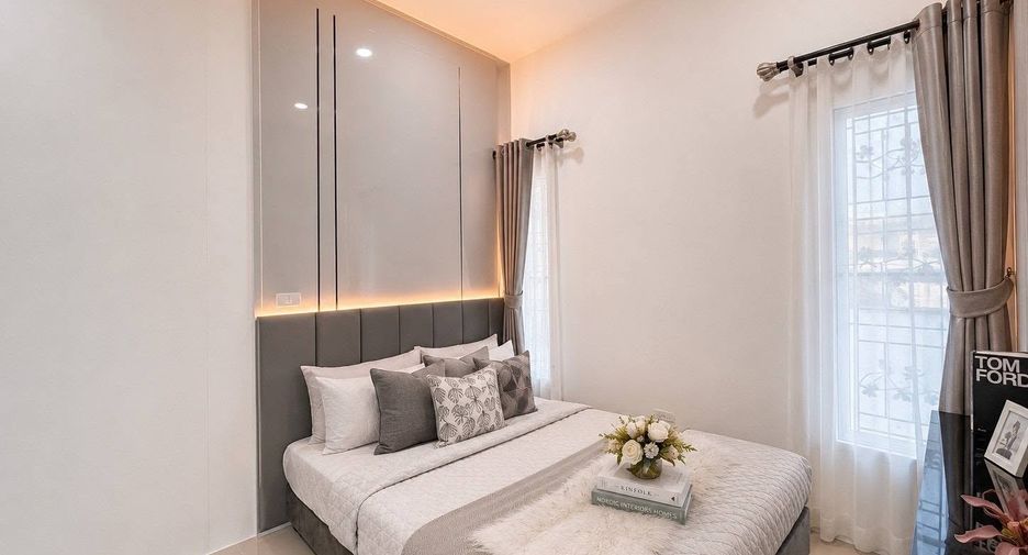 For rent 5 bedrooms house in East Pattaya, Pattaya