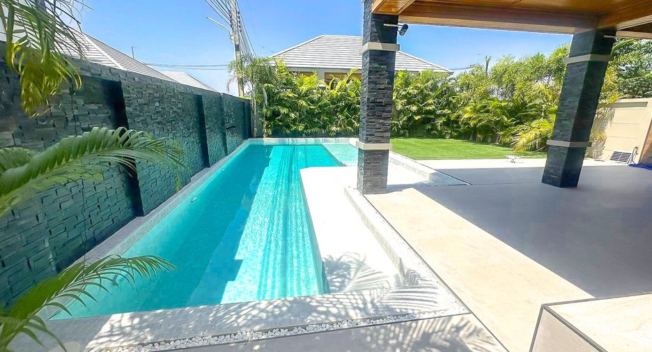 For rent 5 bedrooms house in East Pattaya, Pattaya
