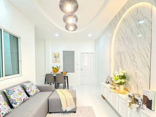 For sale 2 bedrooms townhouse in Bang Lamung, Chonburi