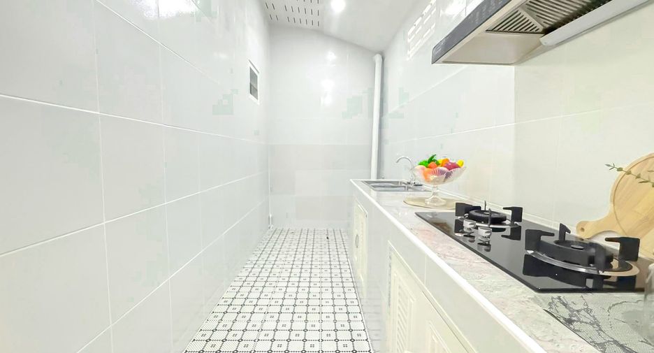 Casa adosada en venta de 2 habitaciones en East Pattaya, Pattaya