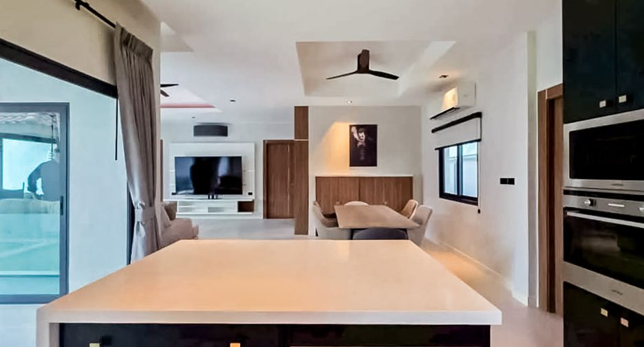 For sale 3 bedrooms house in Huay Yai, Pattaya