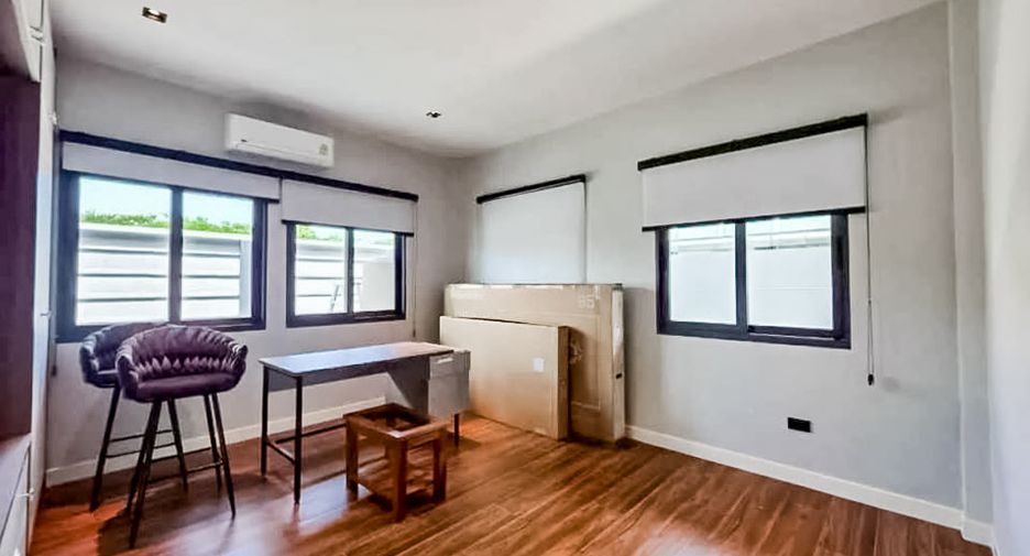 For sale 3 bedrooms house in Huay Yai, Pattaya