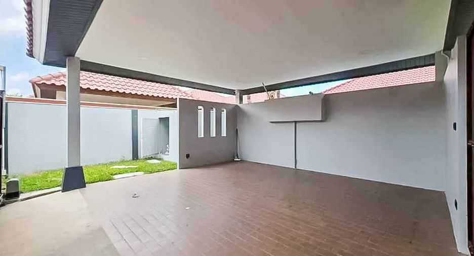 For sale 3 bedrooms house in Huay Yai, Pattaya