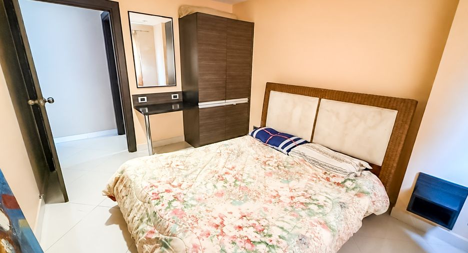 Продажа 2 спальни кондо в Йомтиен, Паттайя