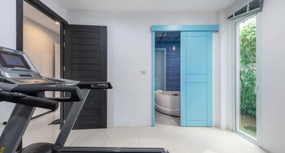 For sale 5 bedrooms house in Sattahip, Chonburi