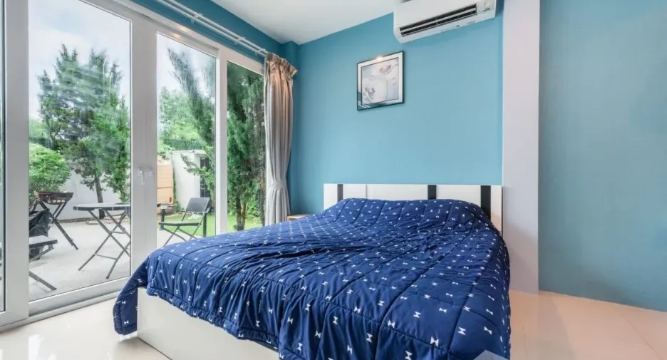 For sale 5 bedrooms house in Sattahip, Chonburi