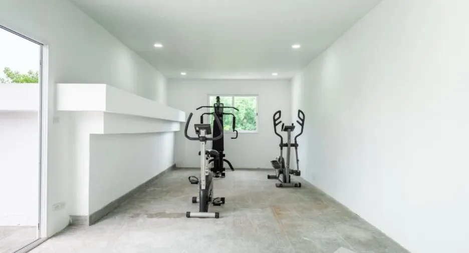 For sale 5 bedrooms house in Sattahip, Chonburi