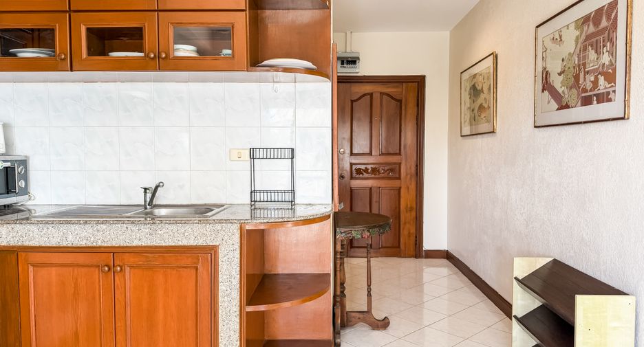 For sale 1 bed condo in Pratumnak, Pattaya
