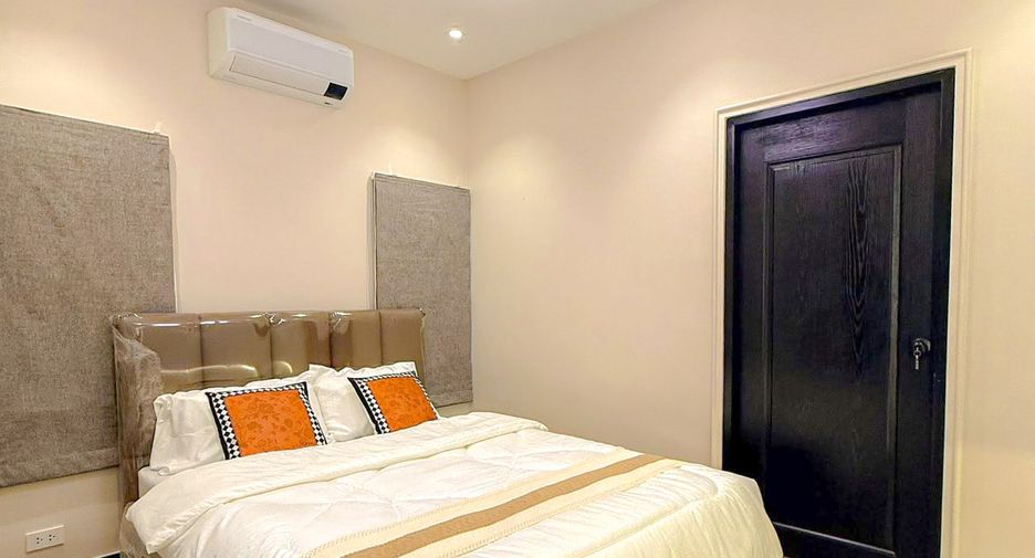 For sale 3 bedrooms house in East Pattaya, Pattaya
