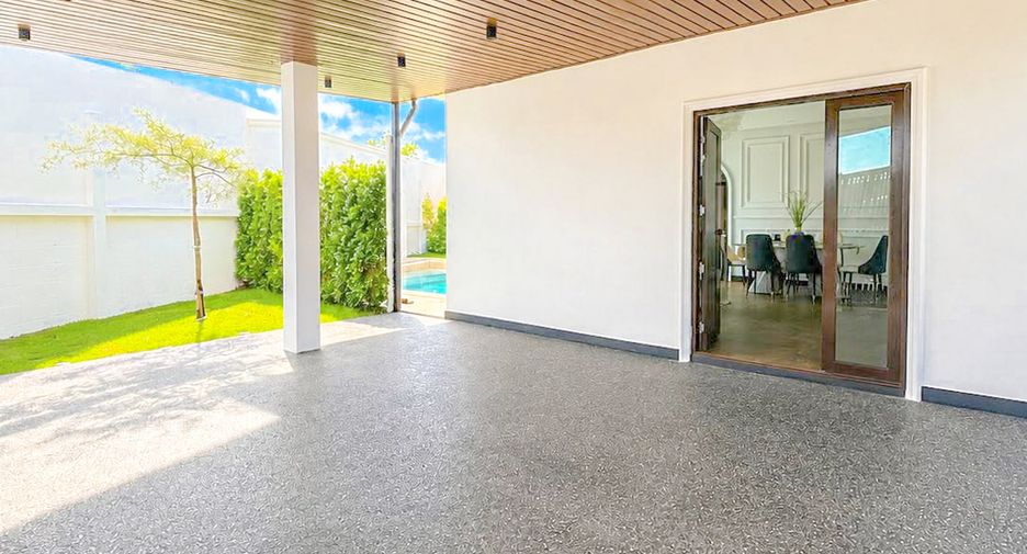 For sale 3 bedrooms house in East Pattaya, Pattaya