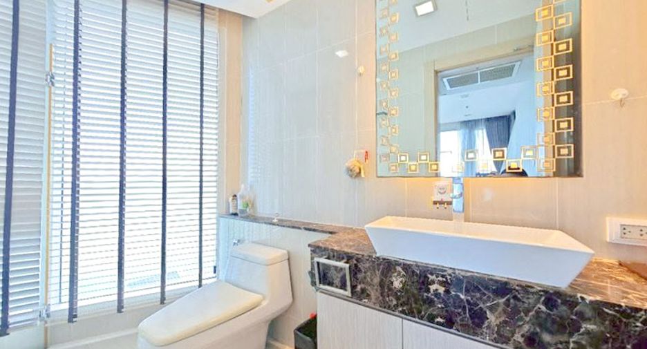 Condo en venta de 2 habitaciones en North Pattaya, Pattaya