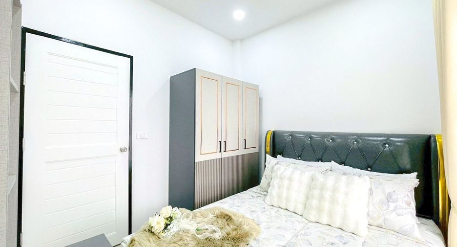 Casa adosada en venta de 3 habitaciones en East Pattaya, Pattaya