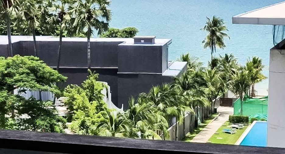 For rent 2 bedrooms condo in North Pattaya, Pattaya