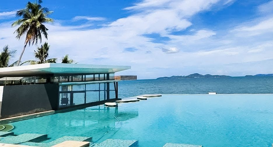 For rent 2 bedrooms condo in North Pattaya, Pattaya