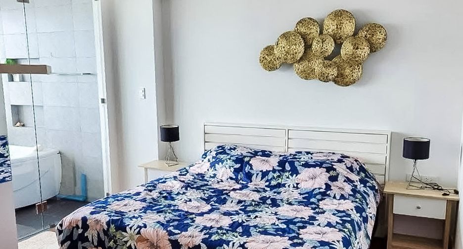 For rent 2 bedrooms condo in North Pattaya, Pattaya
