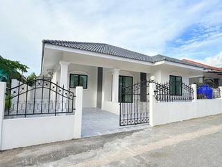 For sale 3 bedrooms house in Bang Lamung, Chonburi