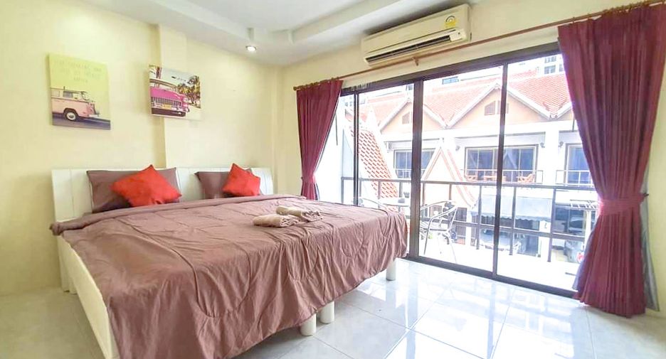 Reihenhaus zur Miete mit 4 Zimmer in Pratumnak, Pattaya