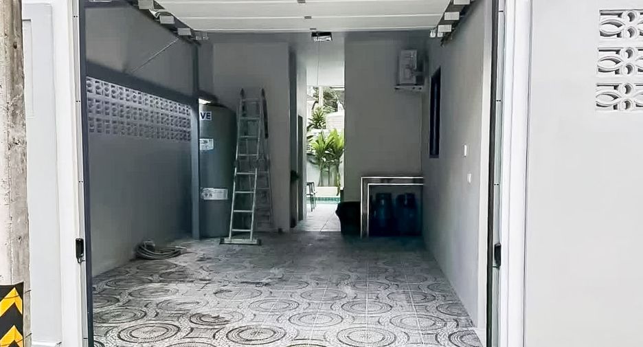 ขาย 4 ห้องนอน บ้านเดี่ยว ใน จอมเทียน, พัทยา