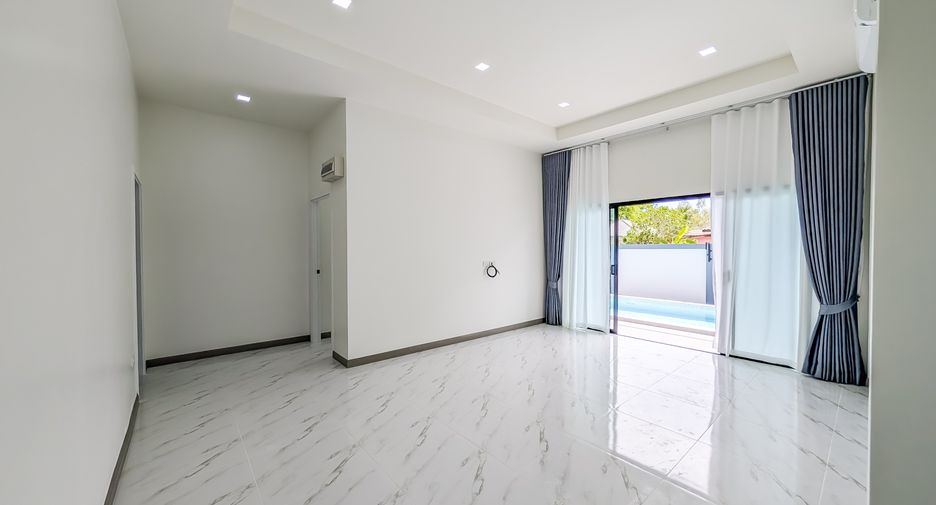 For sale 3 bedrooms house in Huay Yai, Pattaya