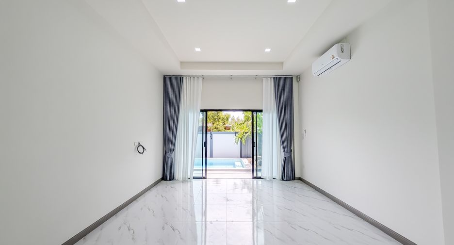 For sale 3 bedrooms house in Huay Yai, Pattaya