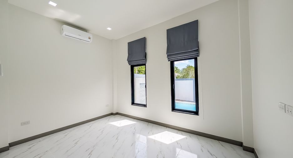 For sale 3 bedrooms house in Huay Yai, Pattaya