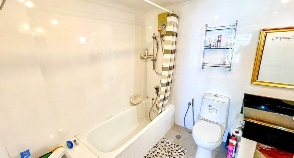 For rent 2 bedrooms condo in Jomtien, Pattaya