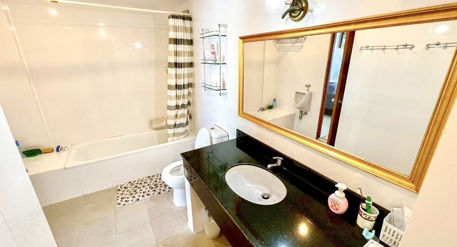 For rent 2 bedrooms condo in Jomtien, Pattaya