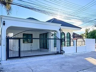 For sale 3 bedrooms house in Bang Lamung, Chonburi