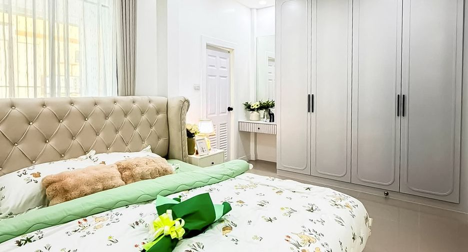 For sale 3 bedrooms house in East Pattaya, Pattaya