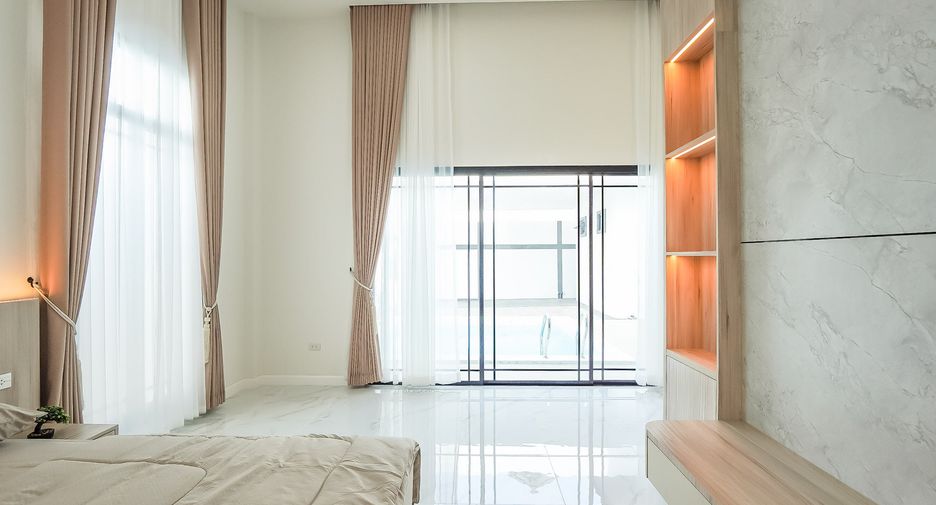 For sale 3 bedrooms house in East Pattaya, Pattaya
