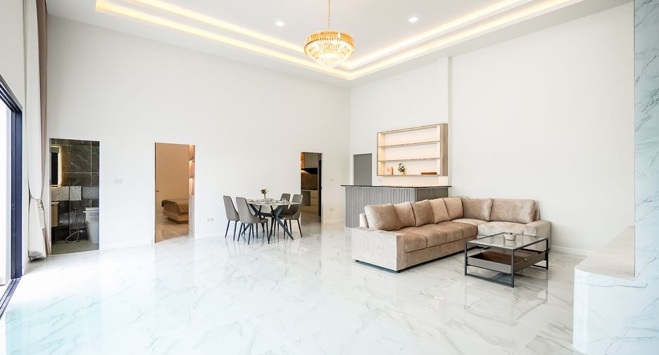 For sale 3 bedrooms house in East Pattaya, Pattaya