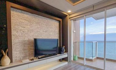 For sale 3 bedrooms condo in Jomtien, Pattaya