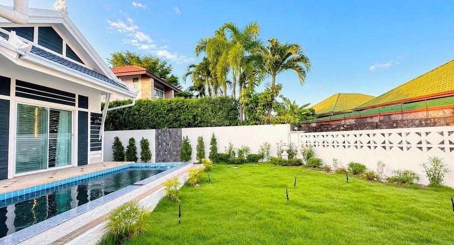 For rent 5 bedrooms house in East Pattaya, Pattaya