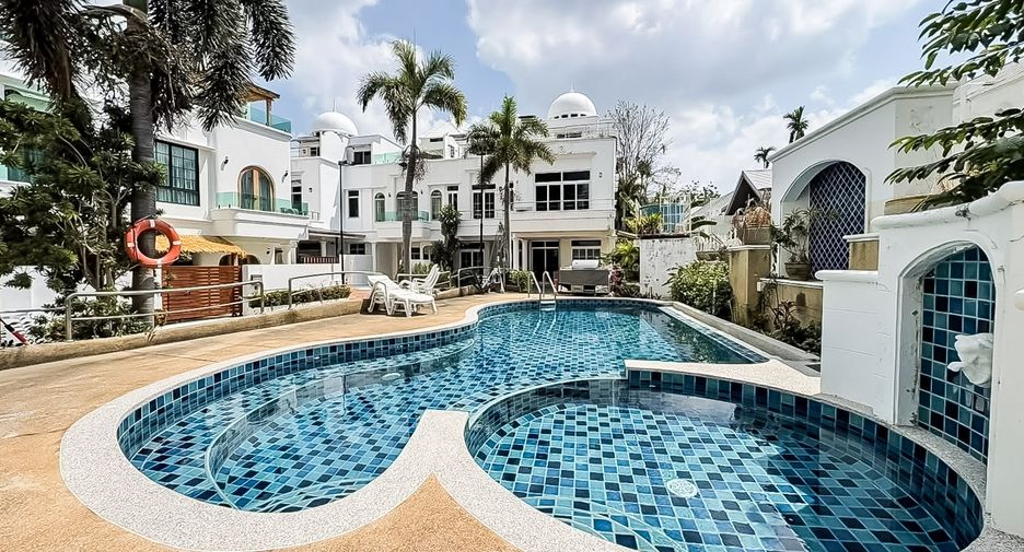 For sale 3 bedrooms house in North Pattaya, Pattaya