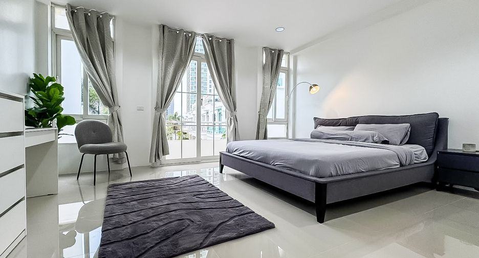 For sale 3 bedrooms house in North Pattaya, Pattaya