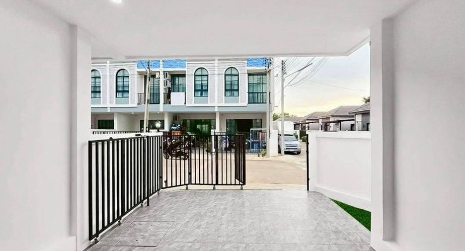 Reihenhaus zur Miete mit 2 Zimmer in East Pattaya, Pattaya