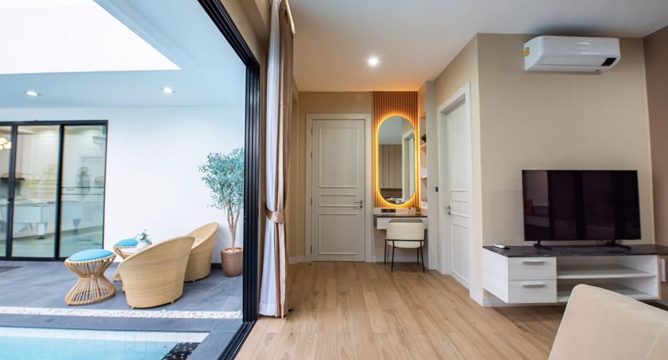 For sale 3 bedrooms house in East Pattaya, Pattaya