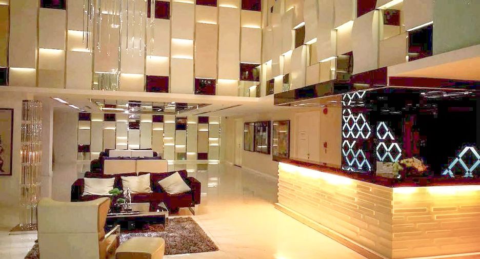 For sale 2 bedrooms condo in Pratumnak, Pattaya