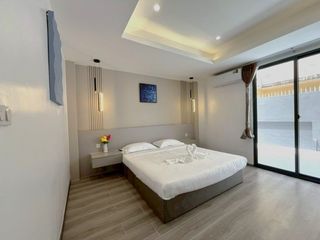 Haus zum Kauf mit 5 Zimmer in Bang Lamung, Chonburi