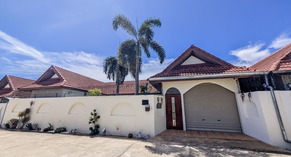 For sale 2 bedrooms house in East Pattaya, Pattaya