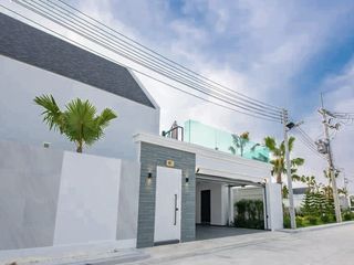À louer 3 chambres maison à Bang Lamung, Chonburi