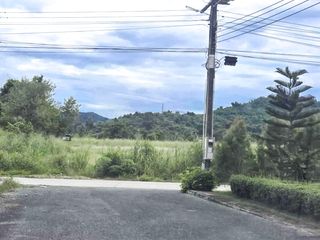 出售 土地 在 Bang Sare, 芭提雅