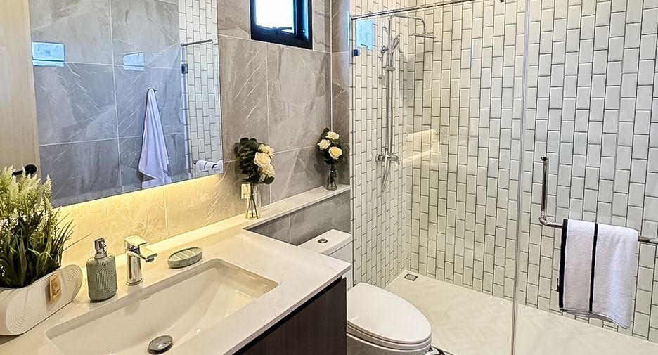 For sale 3 bedrooms house in East Pattaya, Pattaya