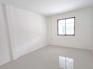 For sale 2 bedrooms townhouse in Bang Lamung, Chonburi