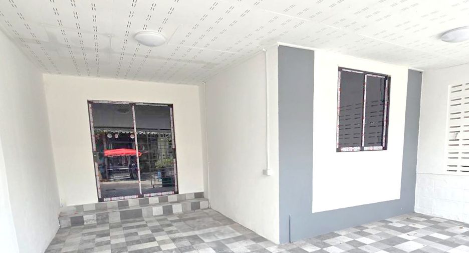 Casa adosada en venta de 2 habitaciones en East Pattaya, Pattaya