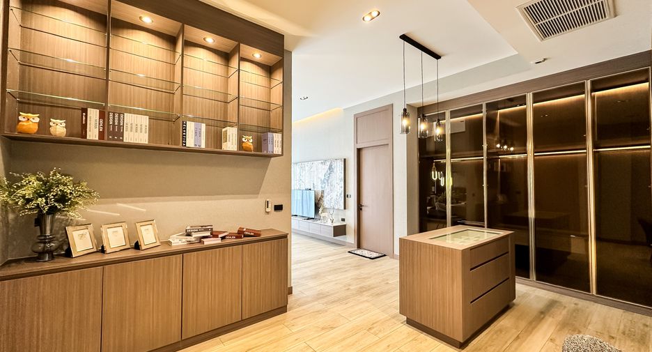 Casa en venta de 4 habitaciones en East Pattaya, Pattaya