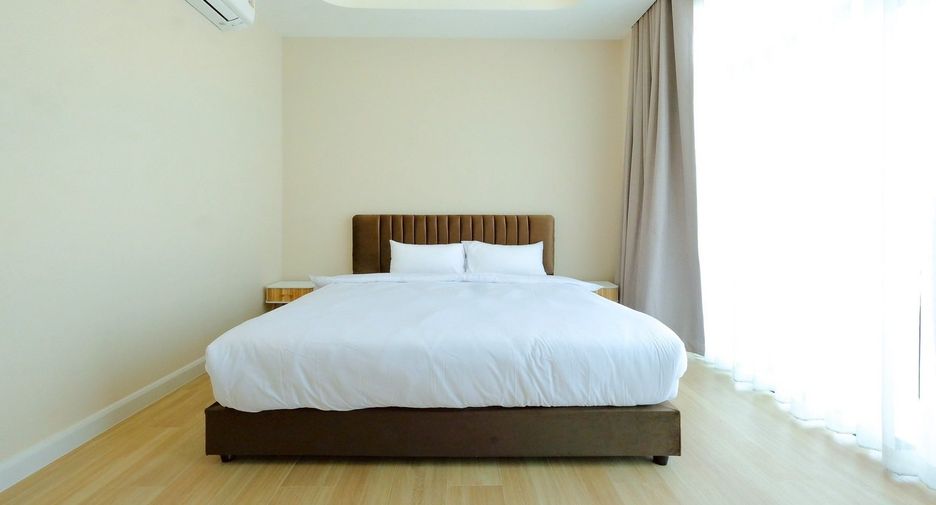 For sale 5 bedrooms house in Sattahip, Chonburi