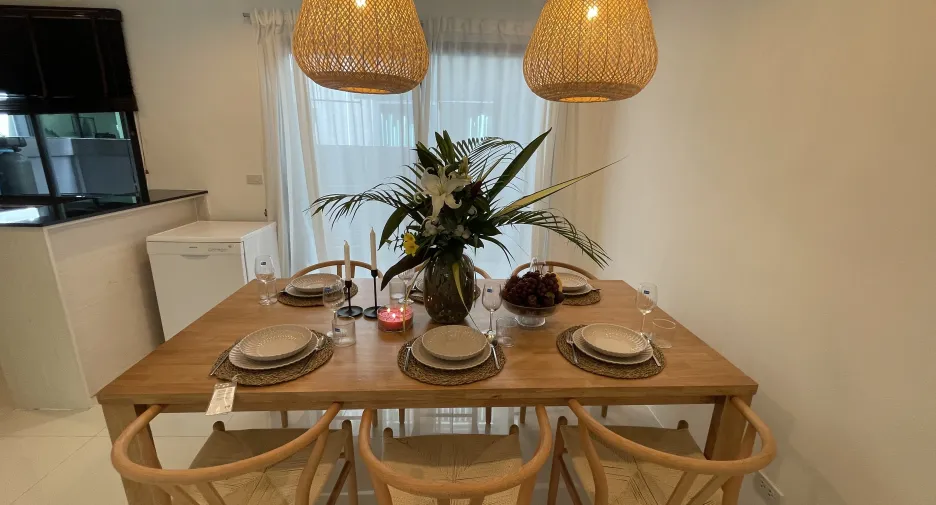 For rent 3 bedrooms townhouse in Thalang, Phuket