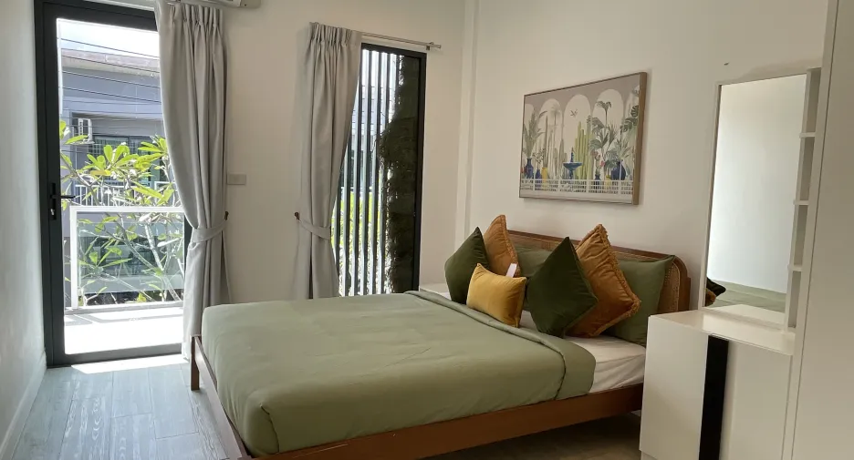 For rent 3 bedrooms townhouse in Thalang, Phuket