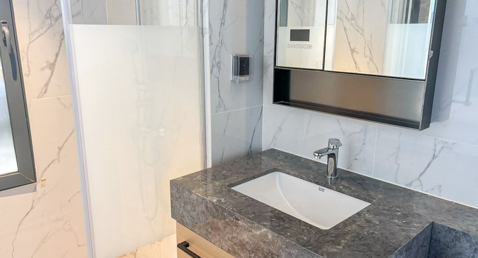 Condo en alquiler de 1 habitaciones en Pratumnak, Pattaya